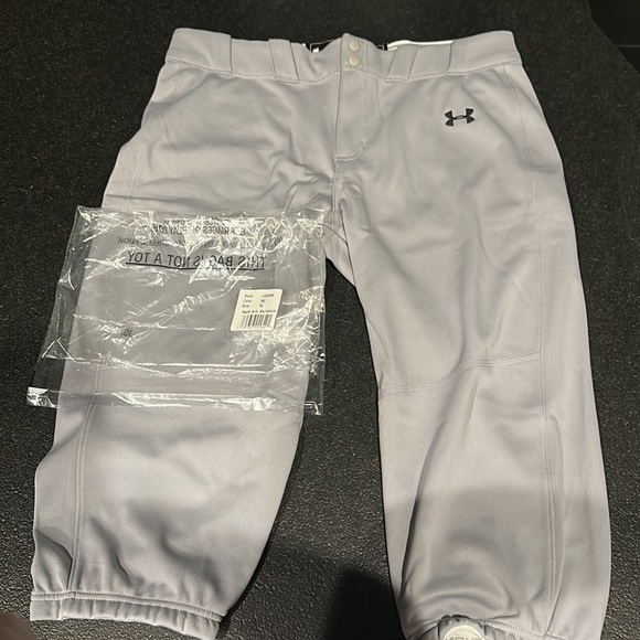NWT - Under Armour Gray/Gray Black Women’s SOFTBALL PANTS - XS! - Picture 5 of 6